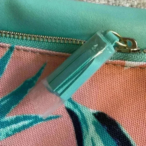 NWOT Rachel  Pally Vegan Leather Clutch - Picture 4 of 6